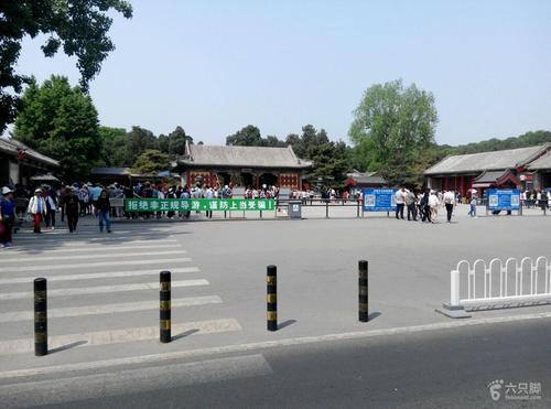 颐和园东门进入怎么逛